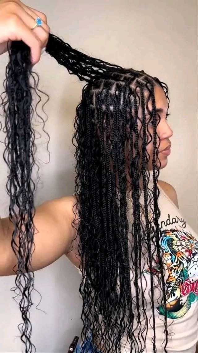Waist-Length Boho Knotless with Curls