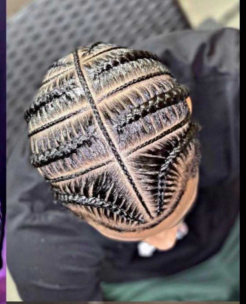 Men's 4-Quadrant Geometric Stitch